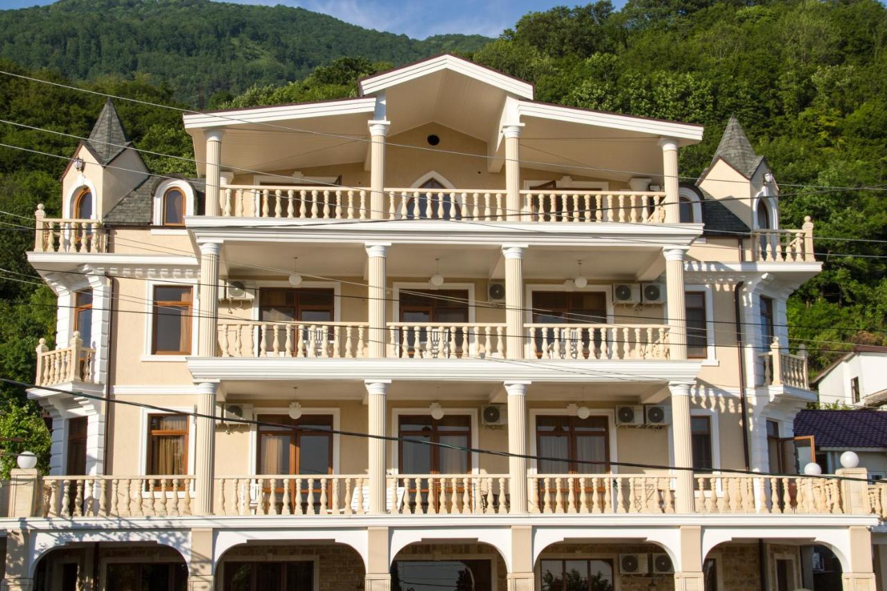 גגרה Hotel San Arda מראה חיצוני תמונה