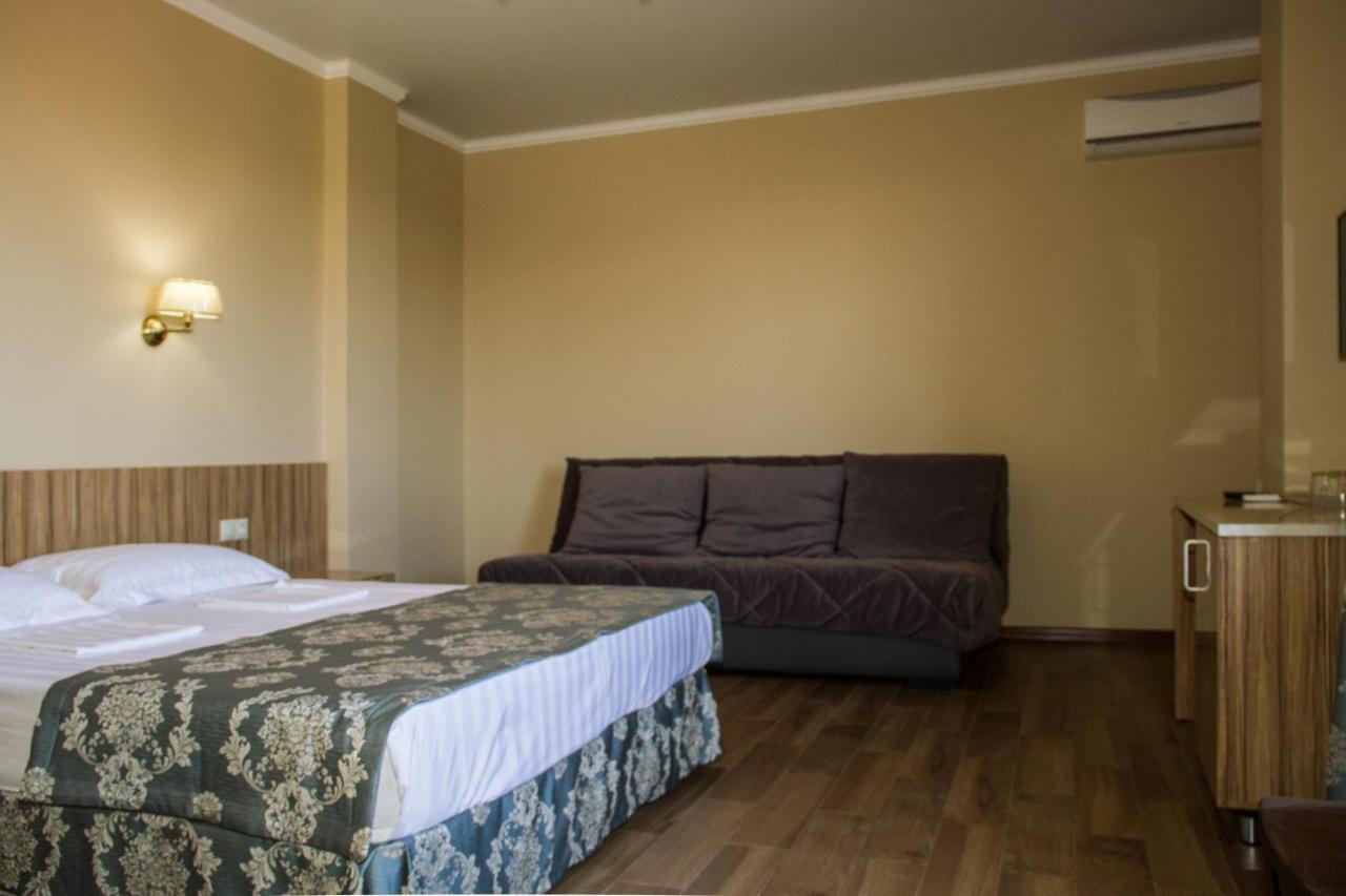 גגרה Hotel San Arda מראה חיצוני תמונה
